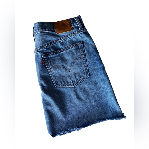 Levi’s Jean Skirt - Picture 6 of 6